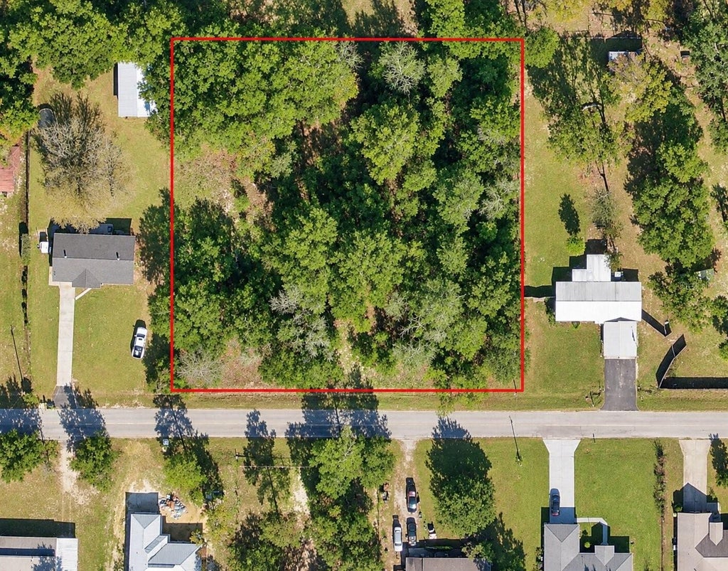 Photo of SE 108th Place, Belleview, FL 34420 (MLS # OM734736)