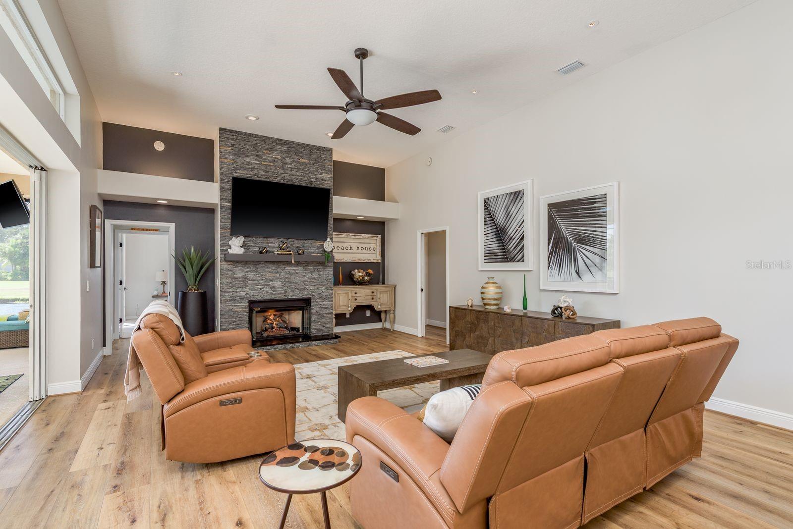 WESTCHASE SEC 203 - Residential