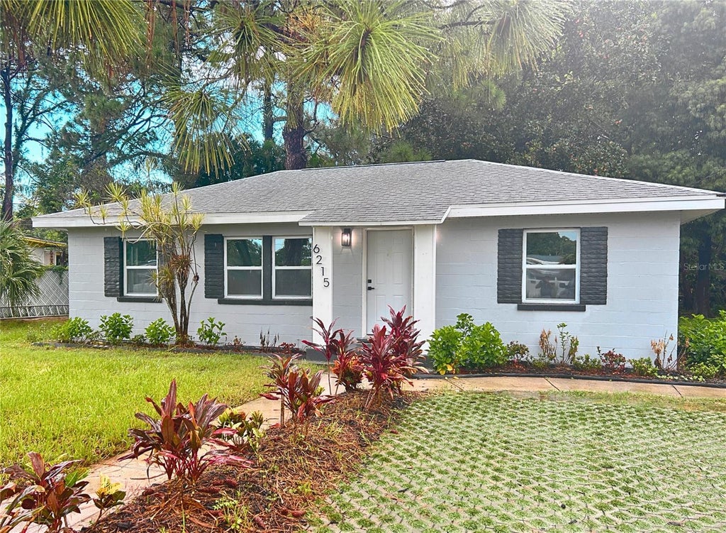 Photo of 6215 58th Avenue N, St Petersburg, FL 33709 (MLS # TB8558555)