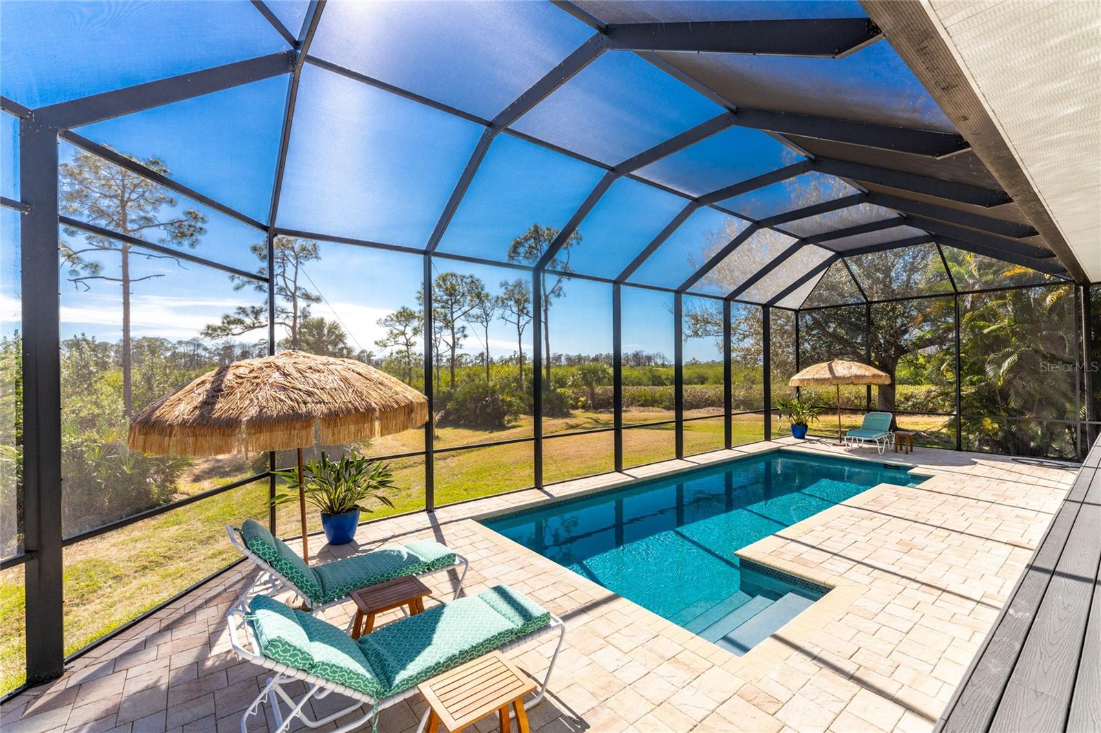 HIDDEN WATERS - Residential