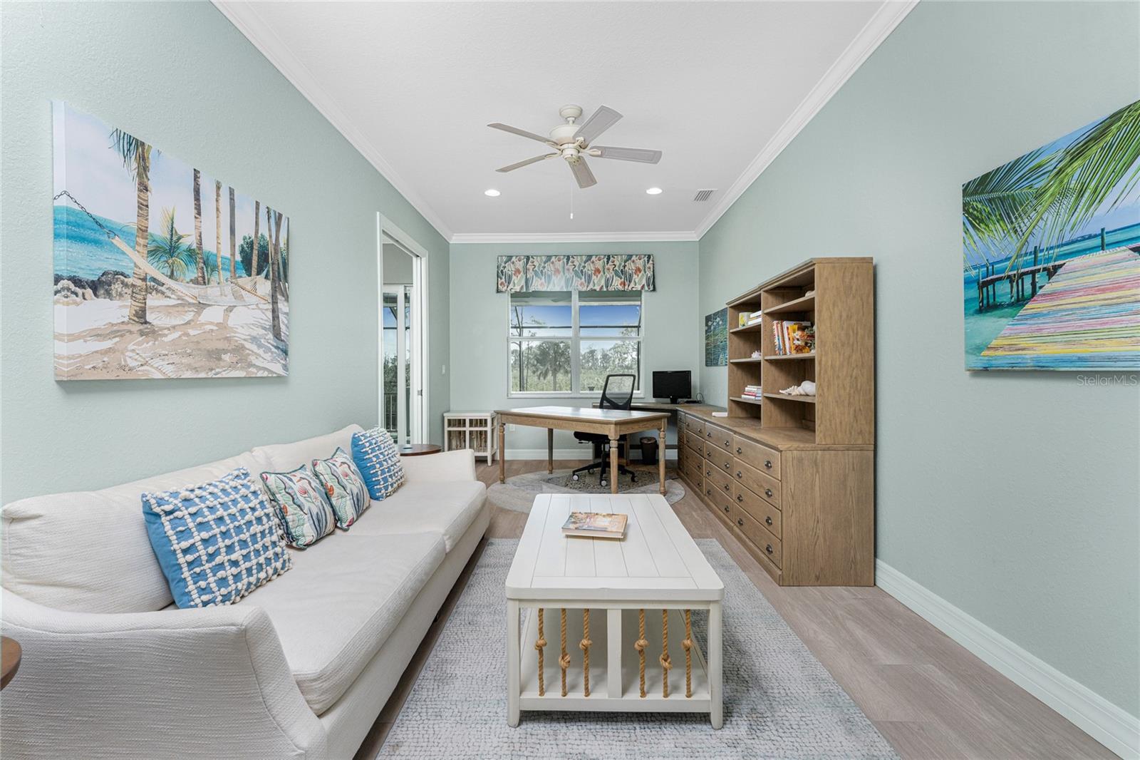 HIDDEN WATERS - Residential