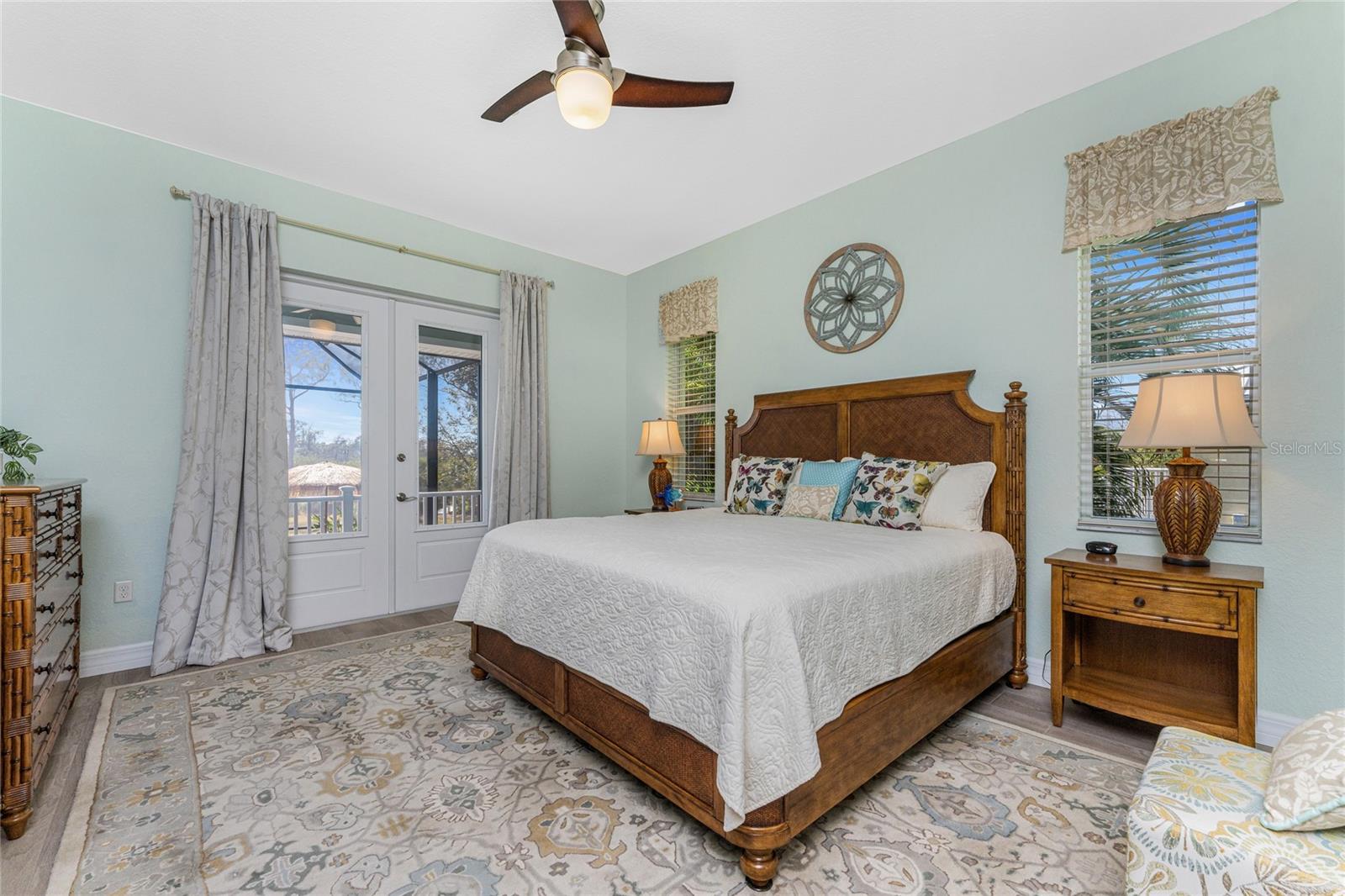 HIDDEN WATERS - Residential