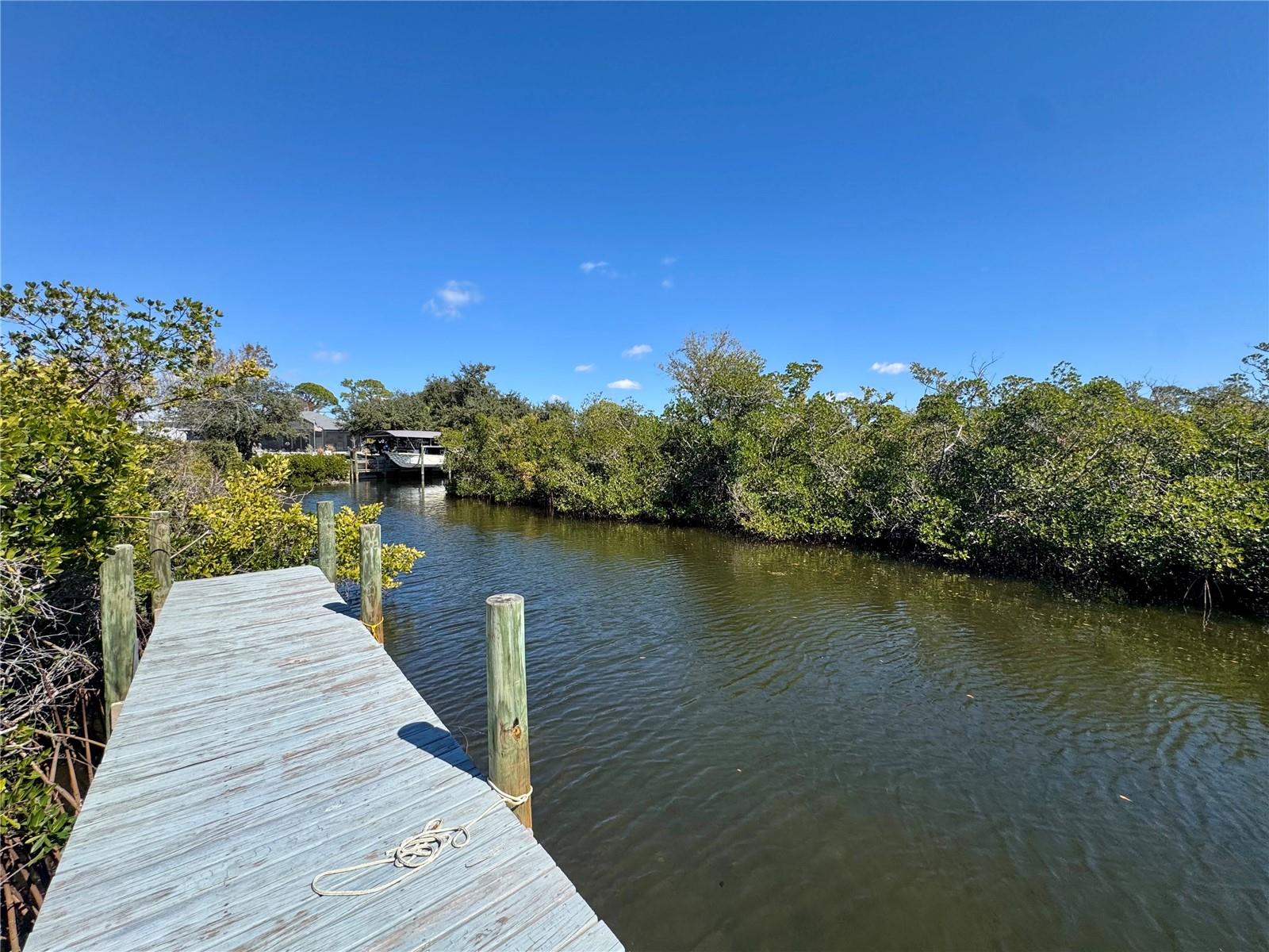 HIDDEN WATERS - Residential