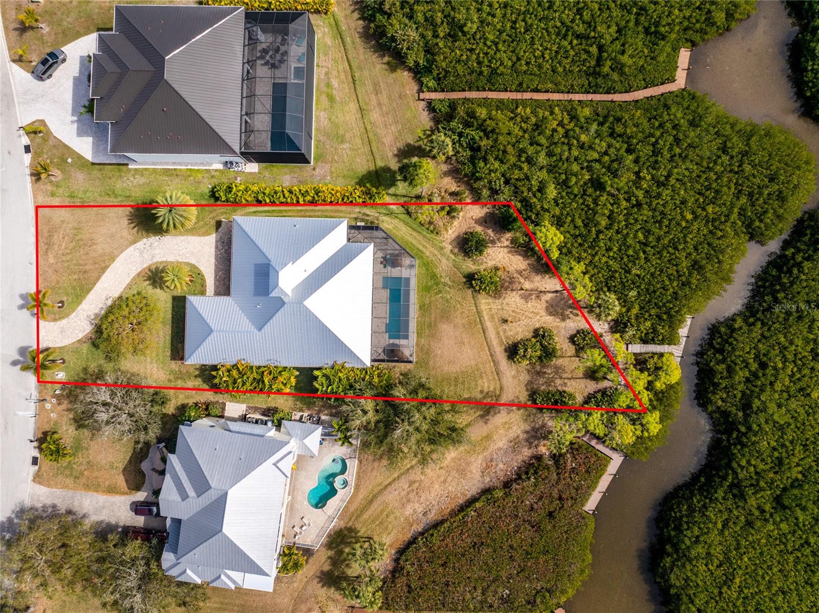 HIDDEN WATERS - Residential