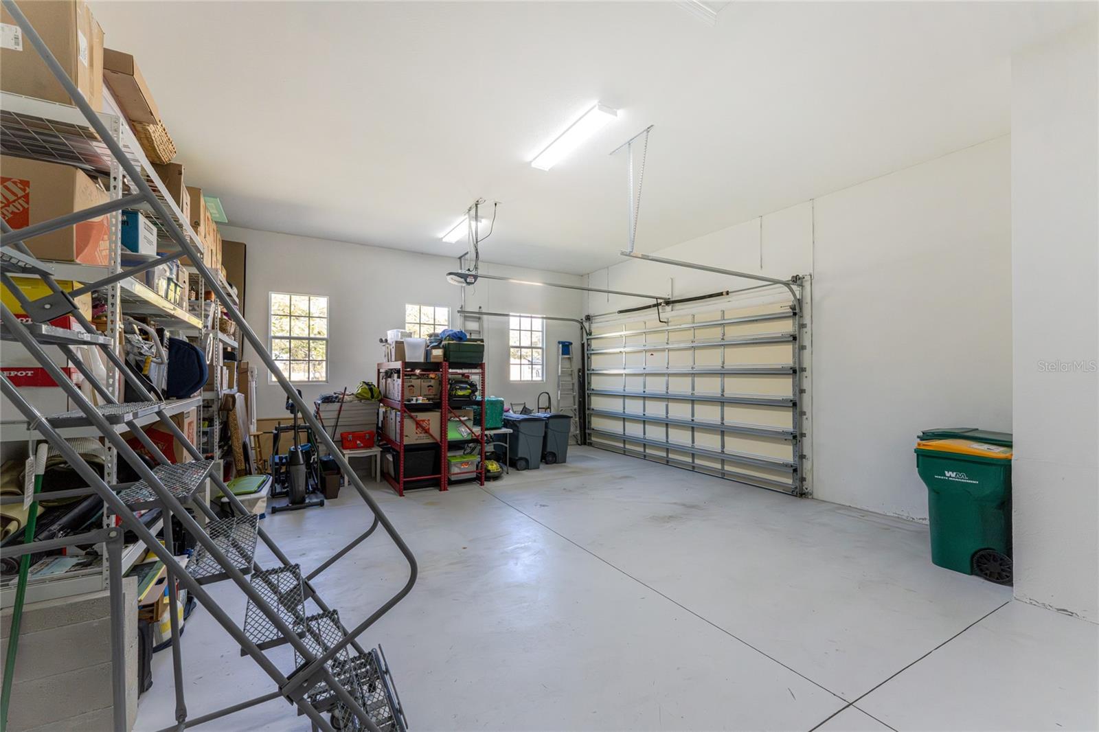 HIDDEN WATERS - Residential