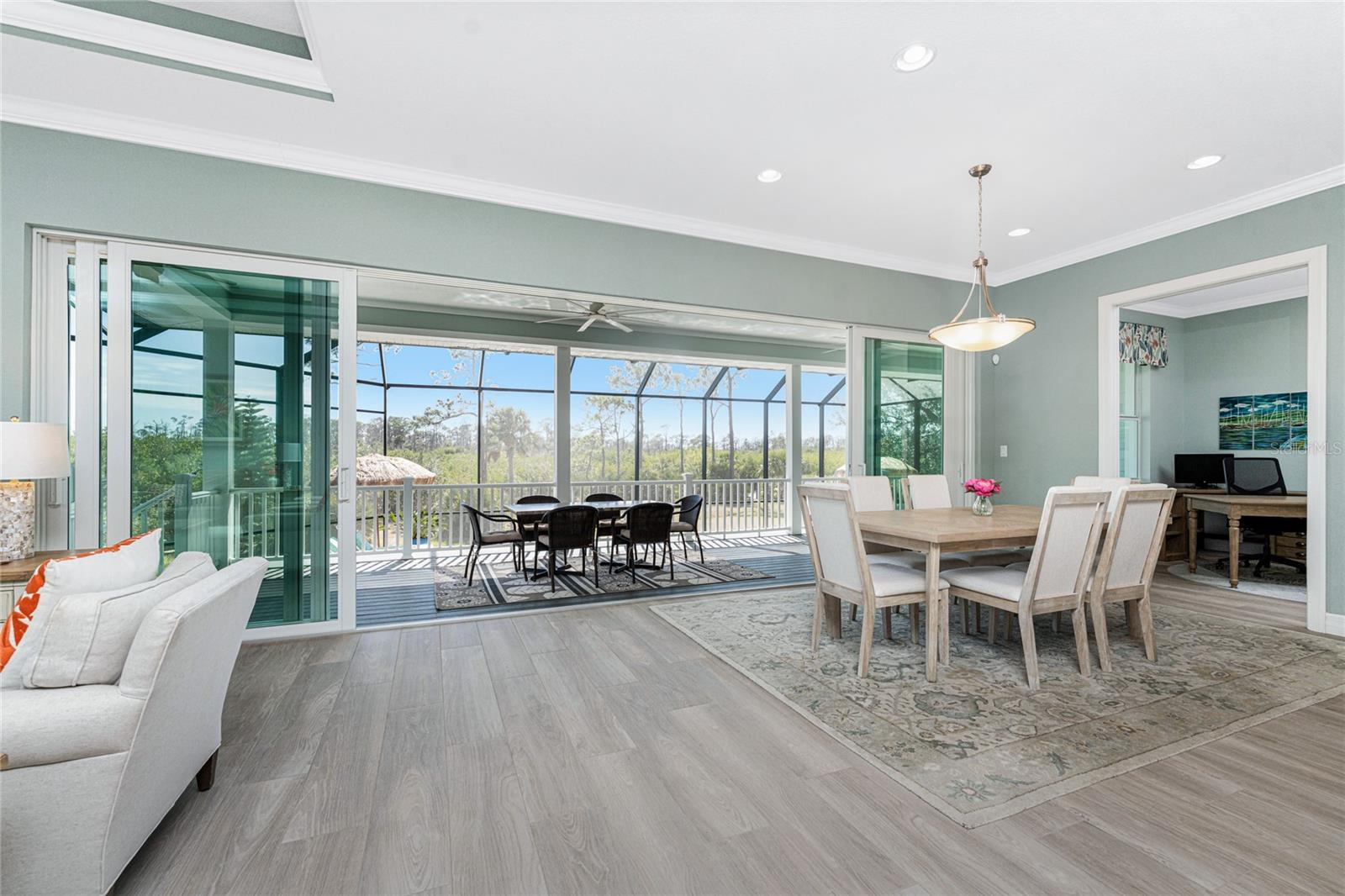 HIDDEN WATERS - Residential