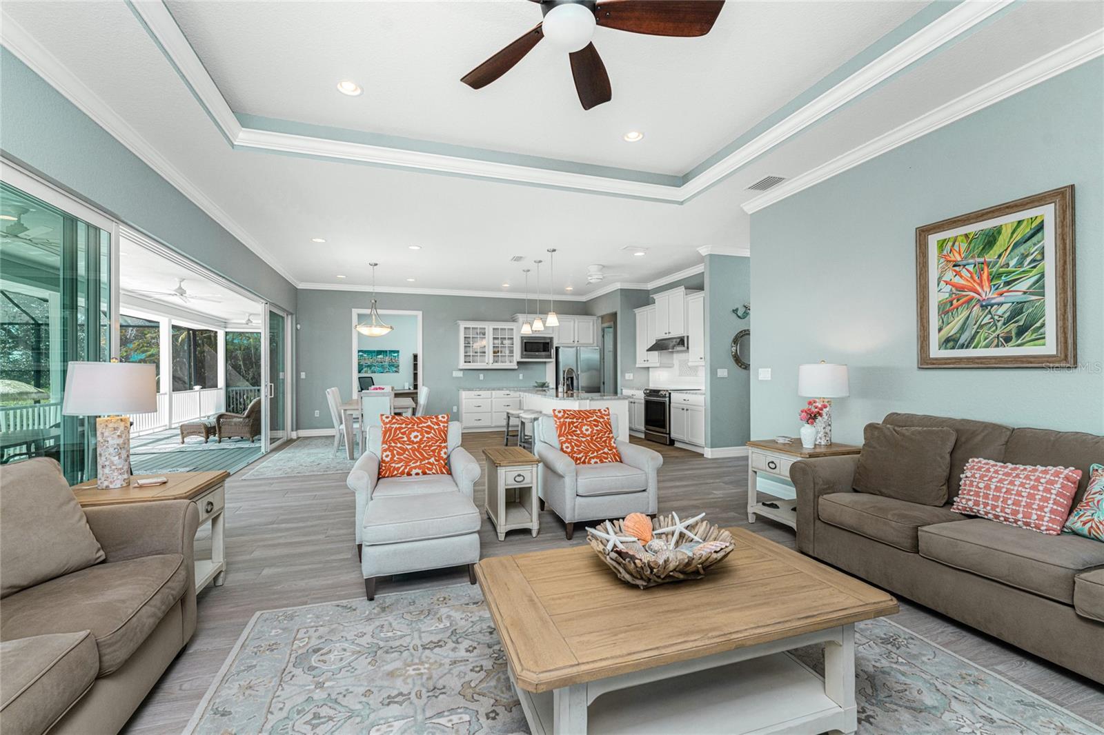 HIDDEN WATERS - Residential