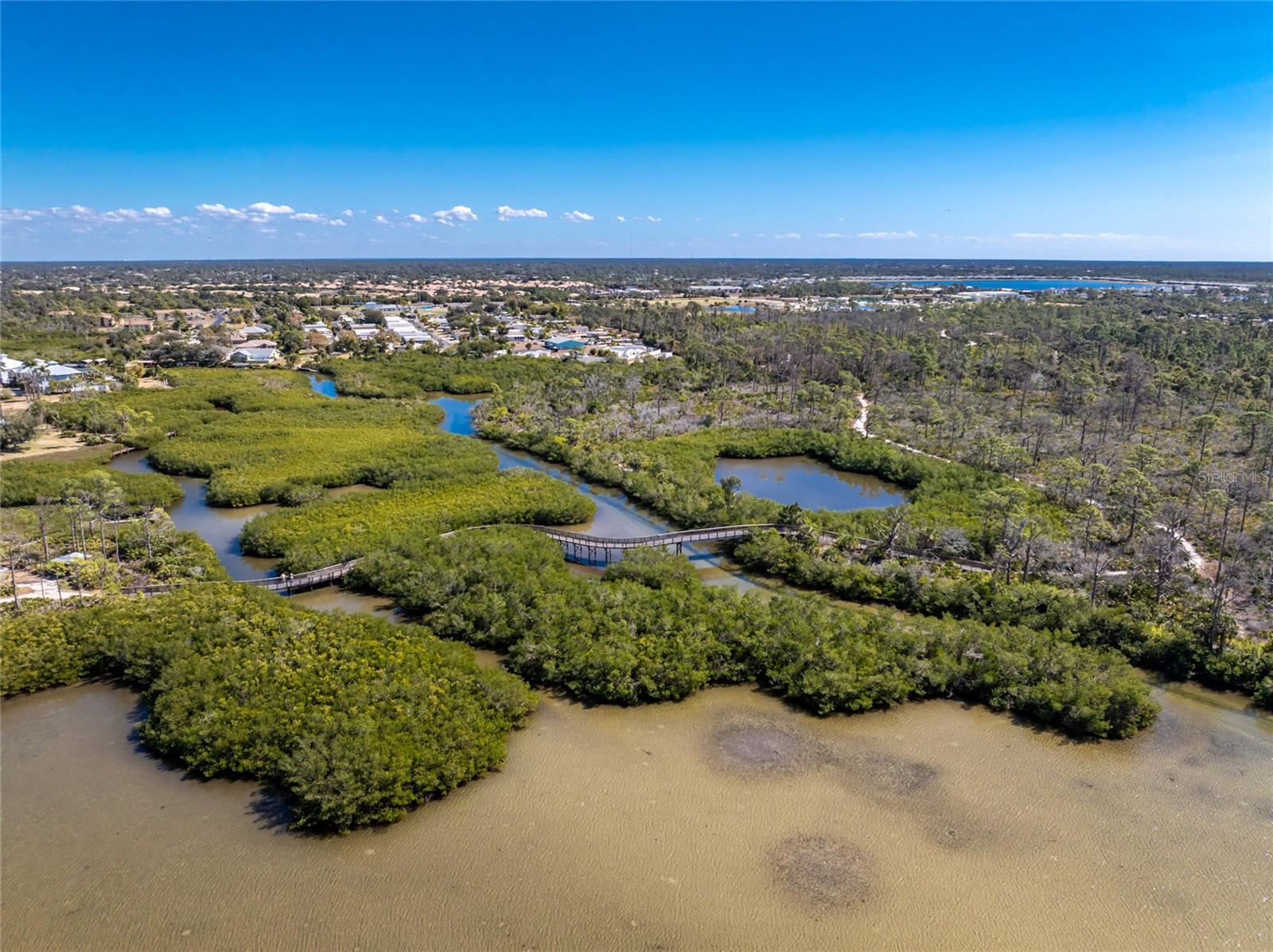 HIDDEN WATERS - Residential