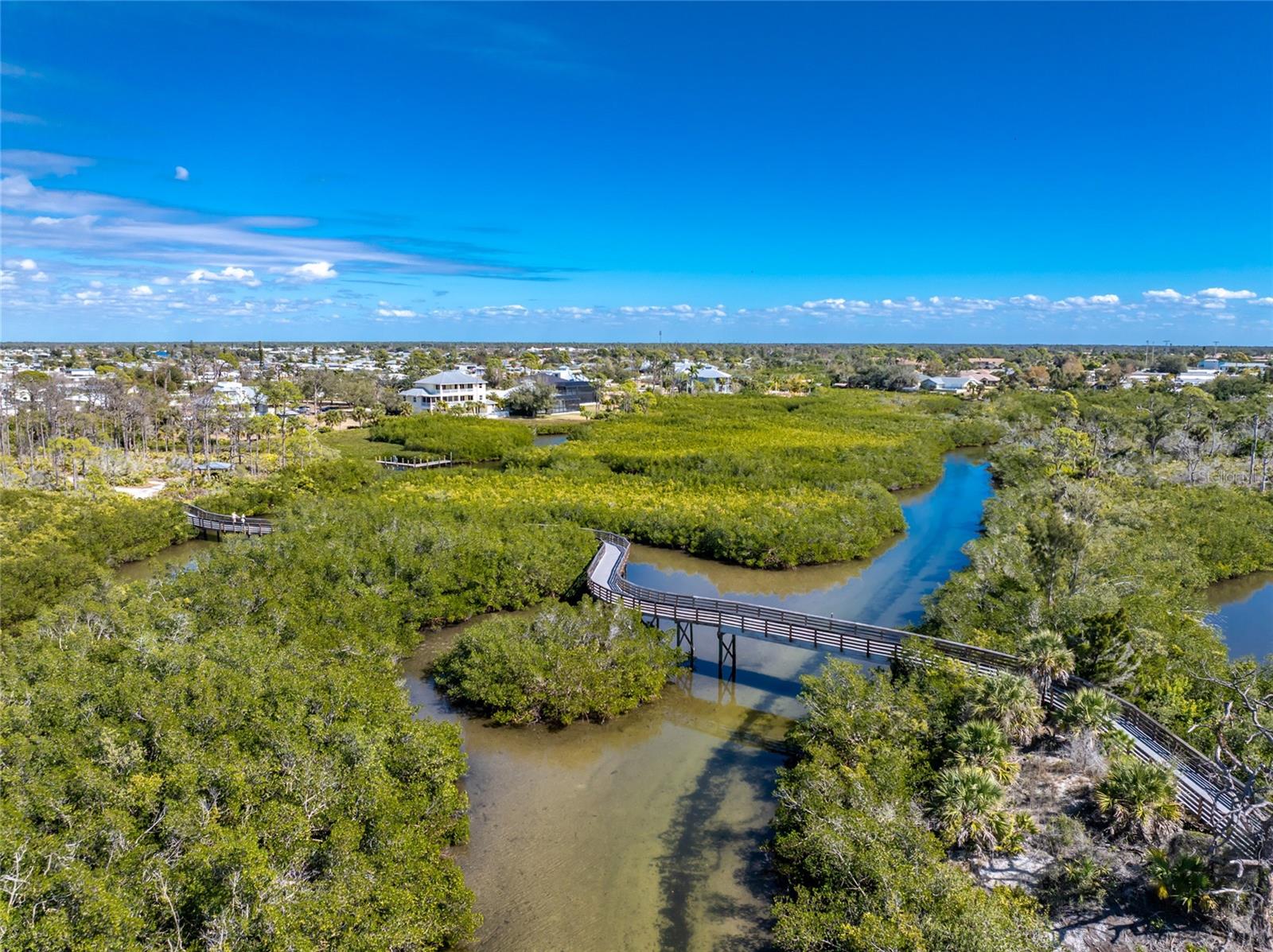 HIDDEN WATERS - Residential