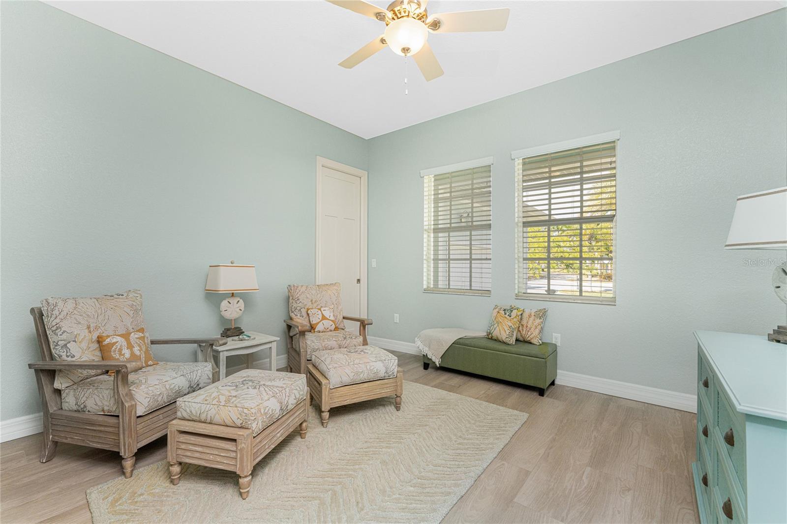 HIDDEN WATERS - Residential