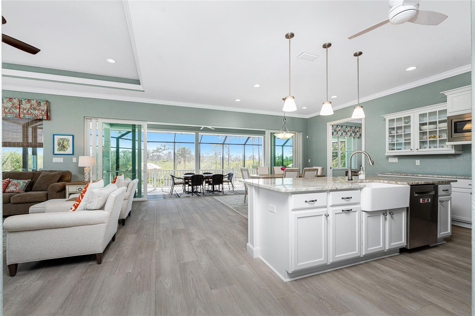 HIDDEN WATERS - Residential