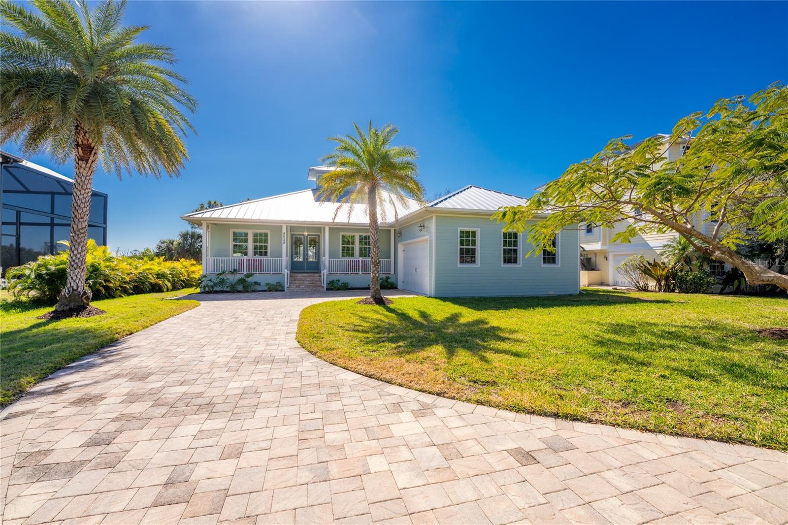 HIDDEN WATERS - Residential