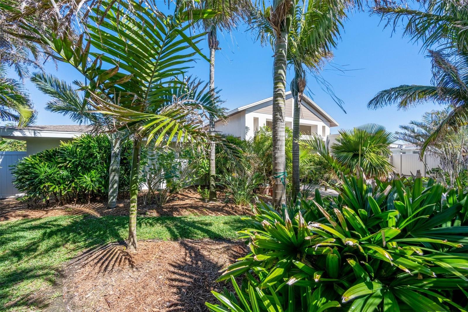 TROPICAL SHORES 3RD ADD - Residential