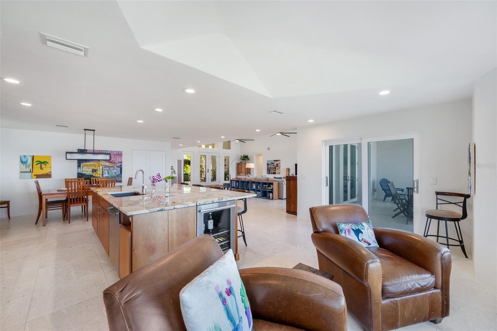 TROPICAL SHORES 3RD ADD - Residential