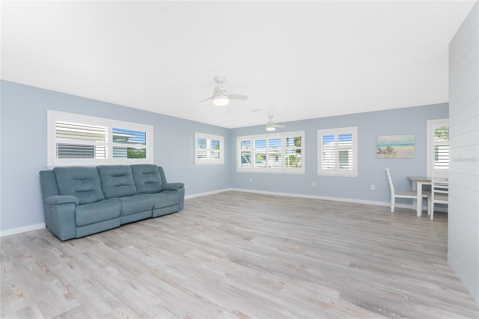 ENGLEWOOD BEACH CONDO VILLA 03 - Residential