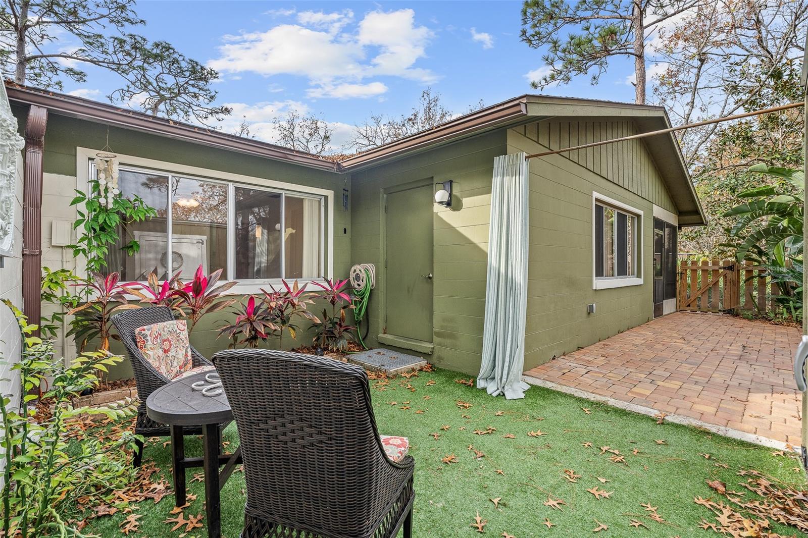 SUMMER TREES UNIT 01 - Residential