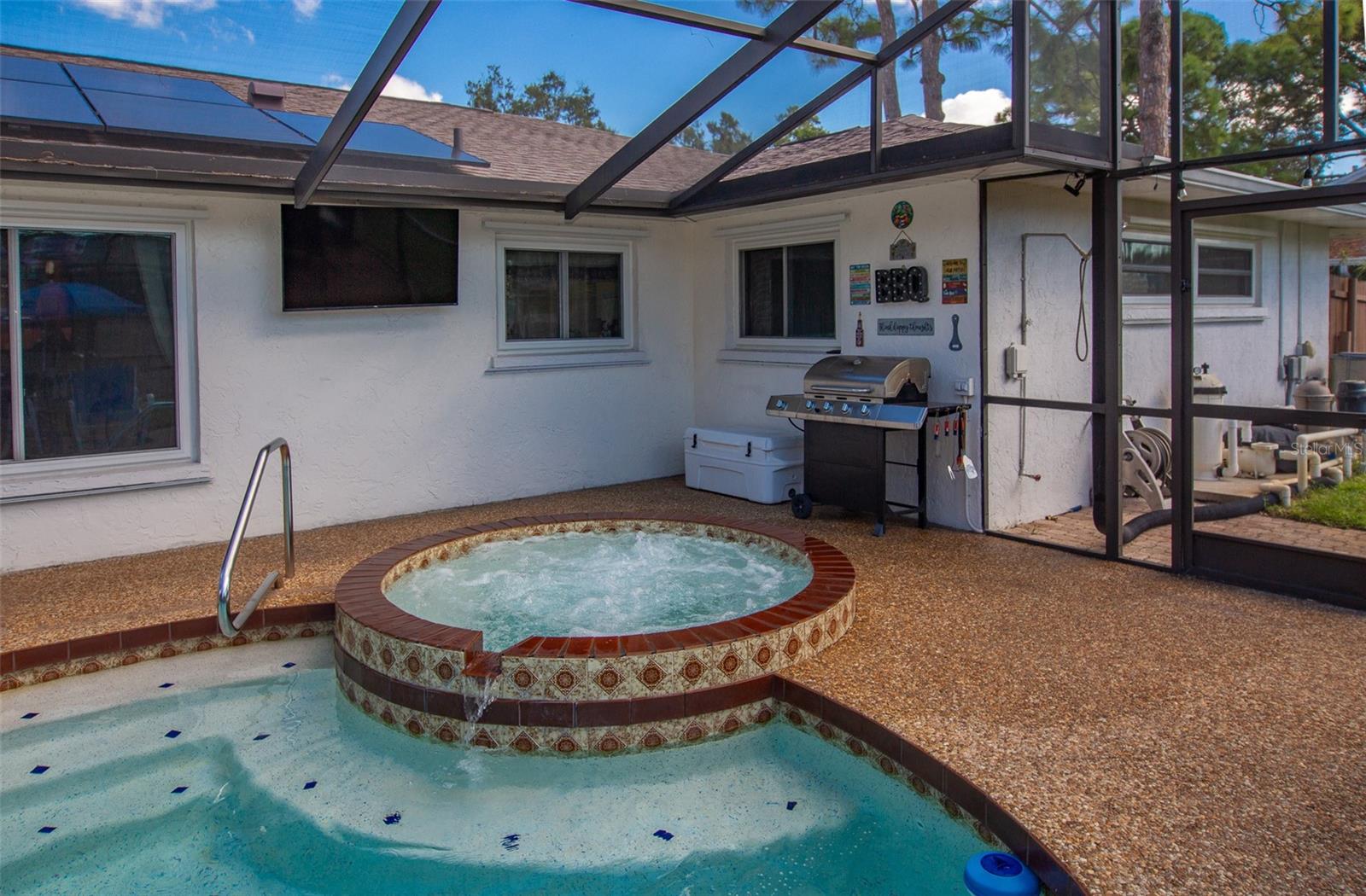 PINE LAKES SUB - Residential