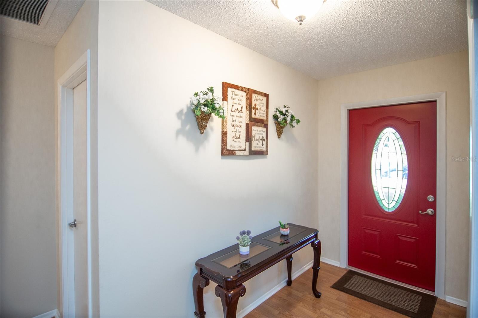 2216 40TH STREET W