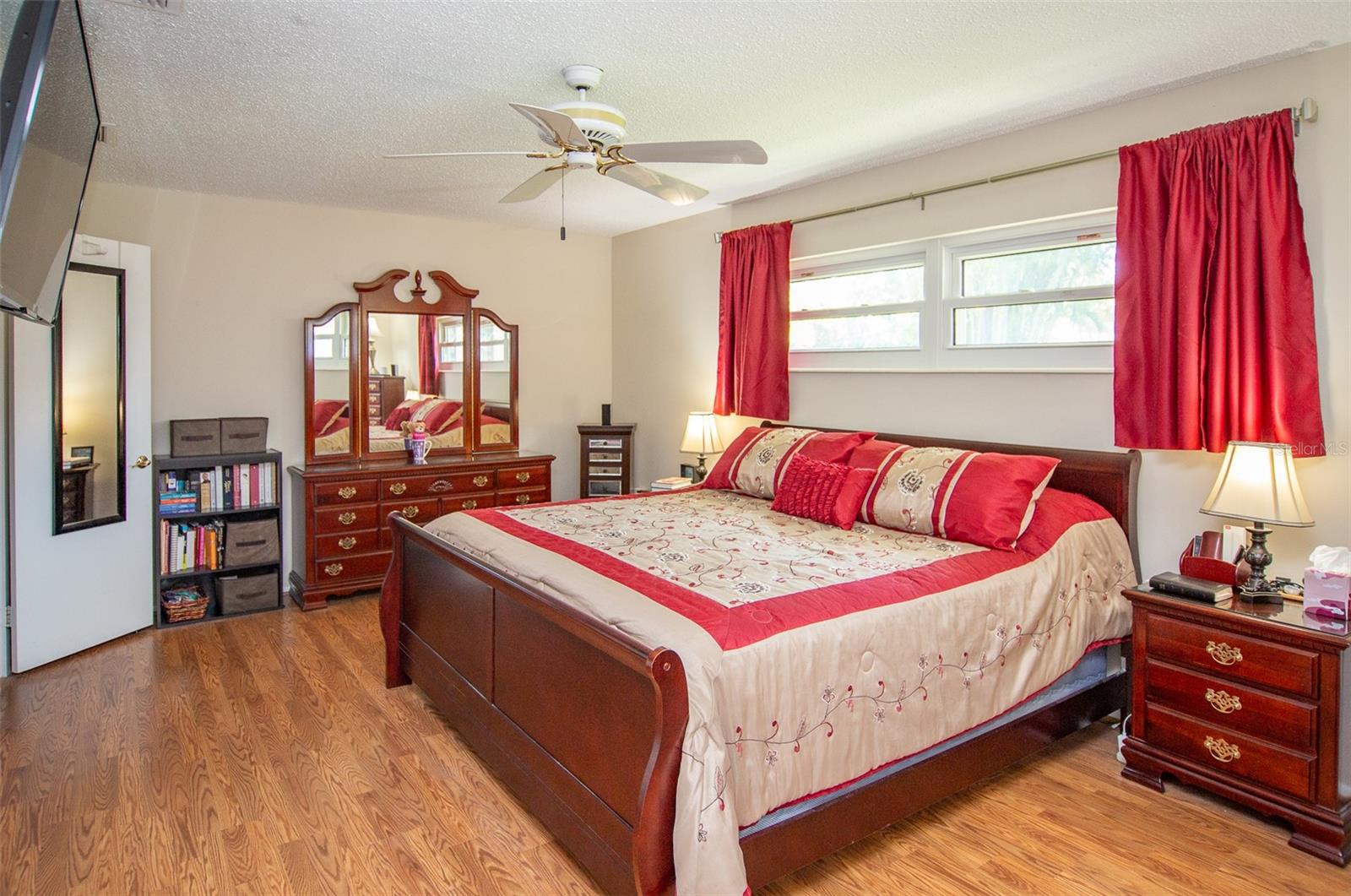 PINE LAKES SUB - Residential