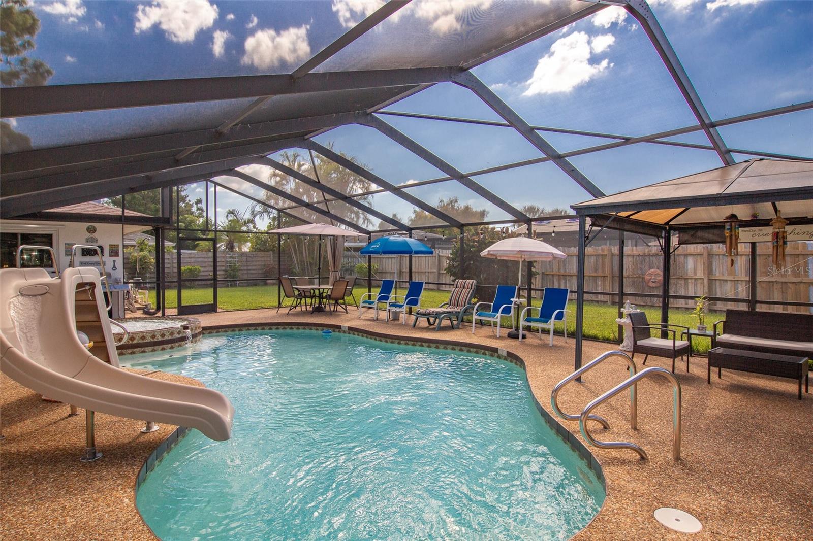 PINE LAKES SUB - Residential