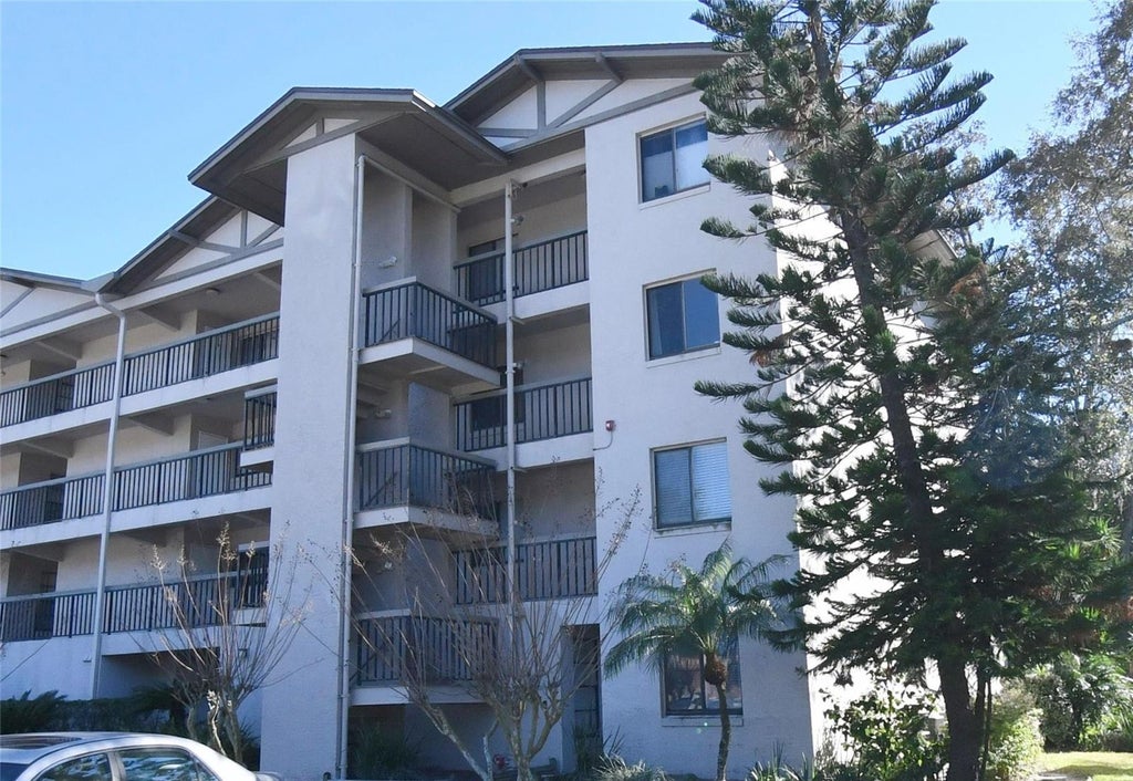 Photo of 1036 Bonaire Drive #2831, Altamonte Springs, FL 32714 (MLS # O6452496)