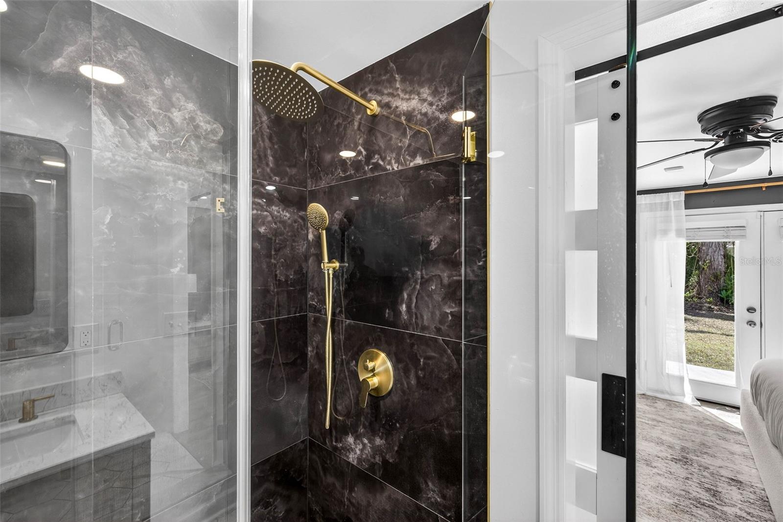 WOODHAVEN - Residential