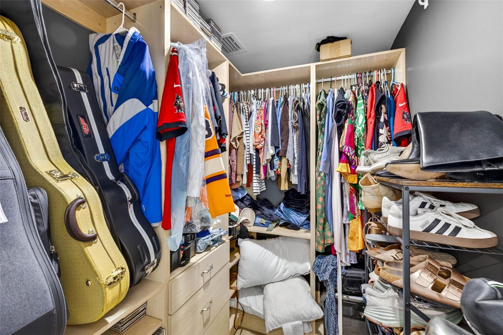 WOODHAVEN - Residential