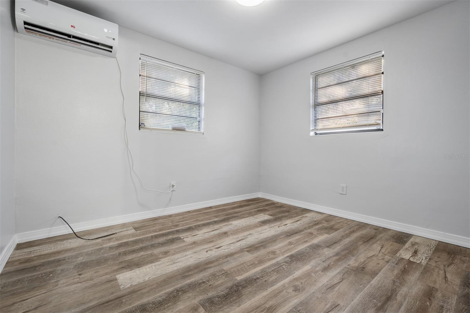 FERN CLIFF - Residential Income