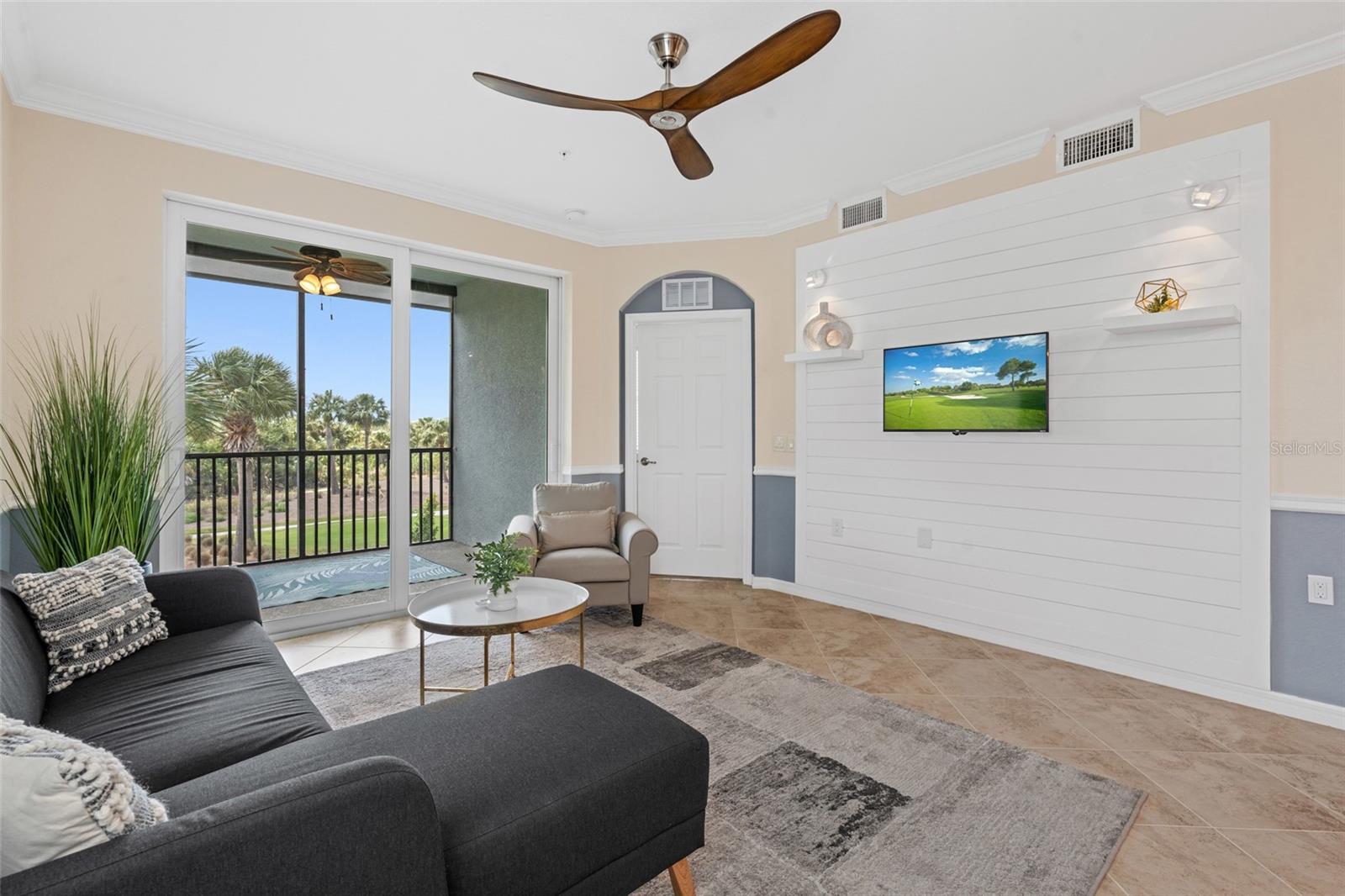 14091 HERITAGE LANDING BOULEVARD 121