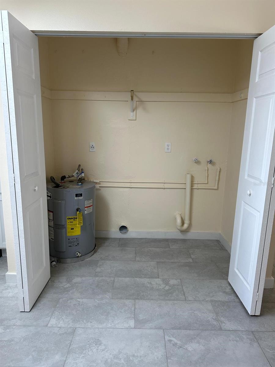 SUNRISE ESTATES - Residential Income