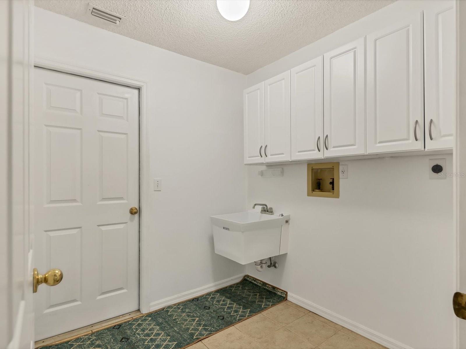 RIVERDALE REV - Residential Lease