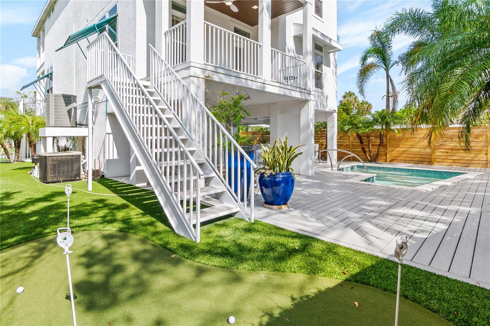 SARASOTA BEACH - Residential