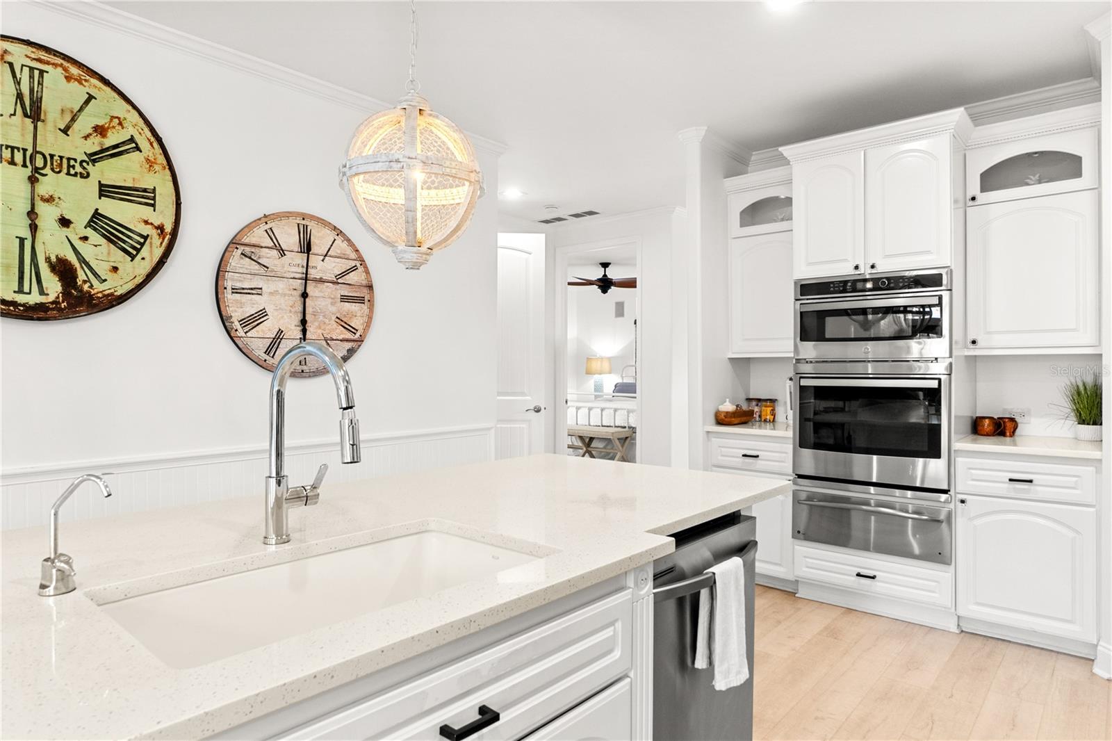 SARASOTA BEACH - Residential