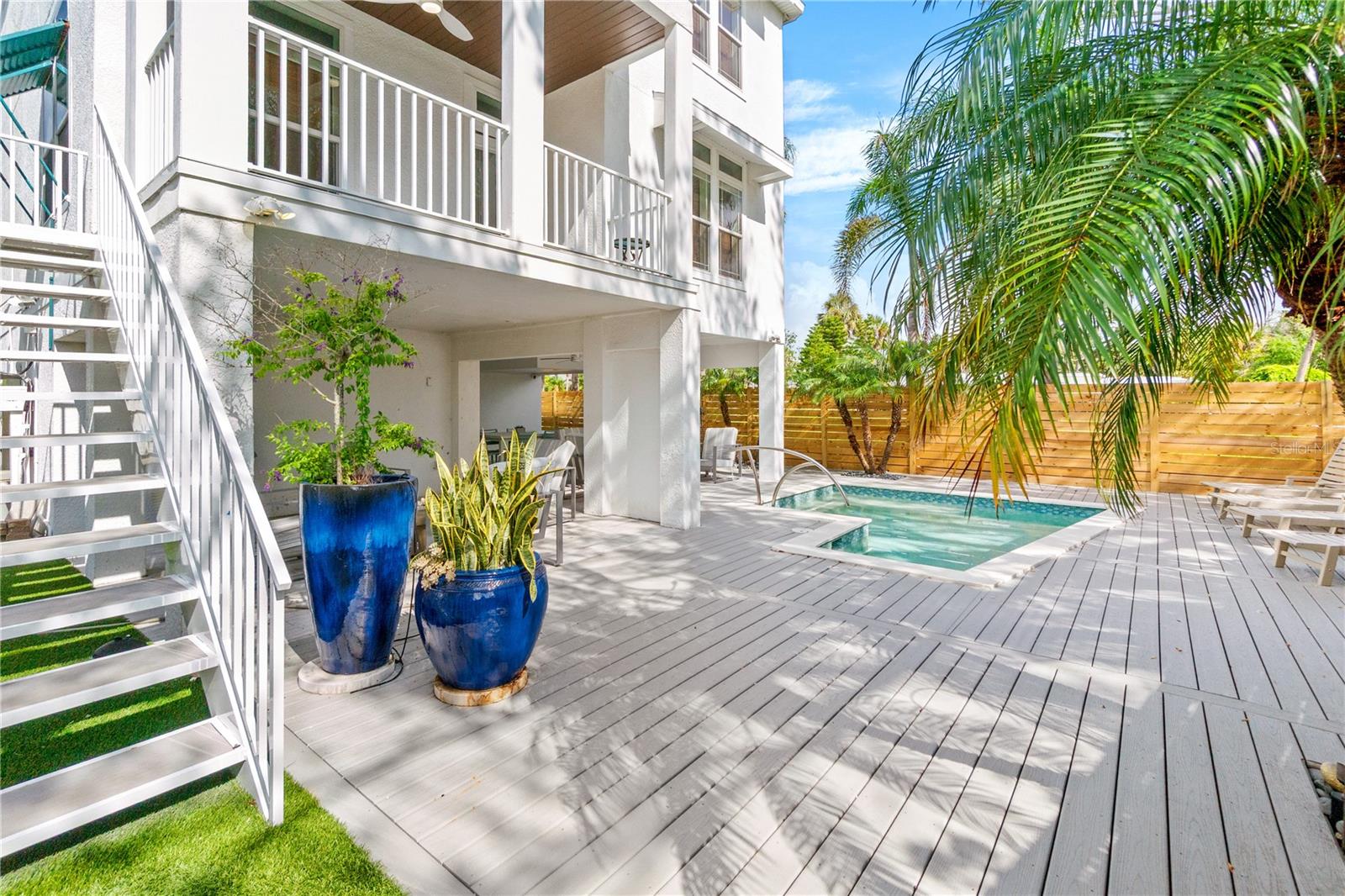 SARASOTA BEACH - Residential