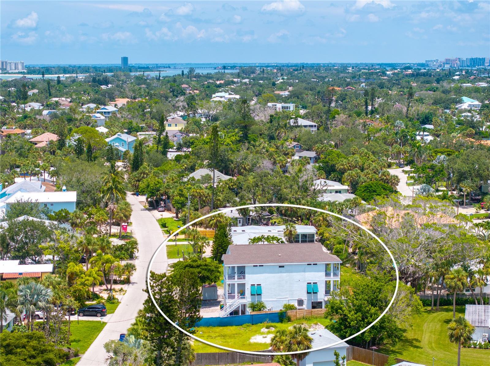 SARASOTA BEACH - Residential