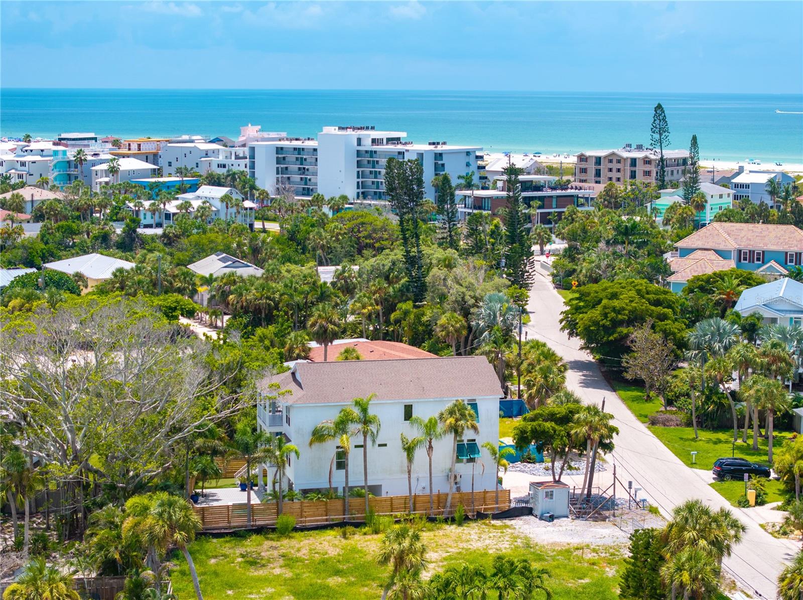 SARASOTA BEACH - Residential