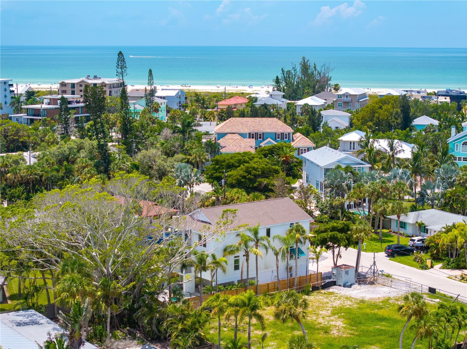 SARASOTA BEACH - Residential