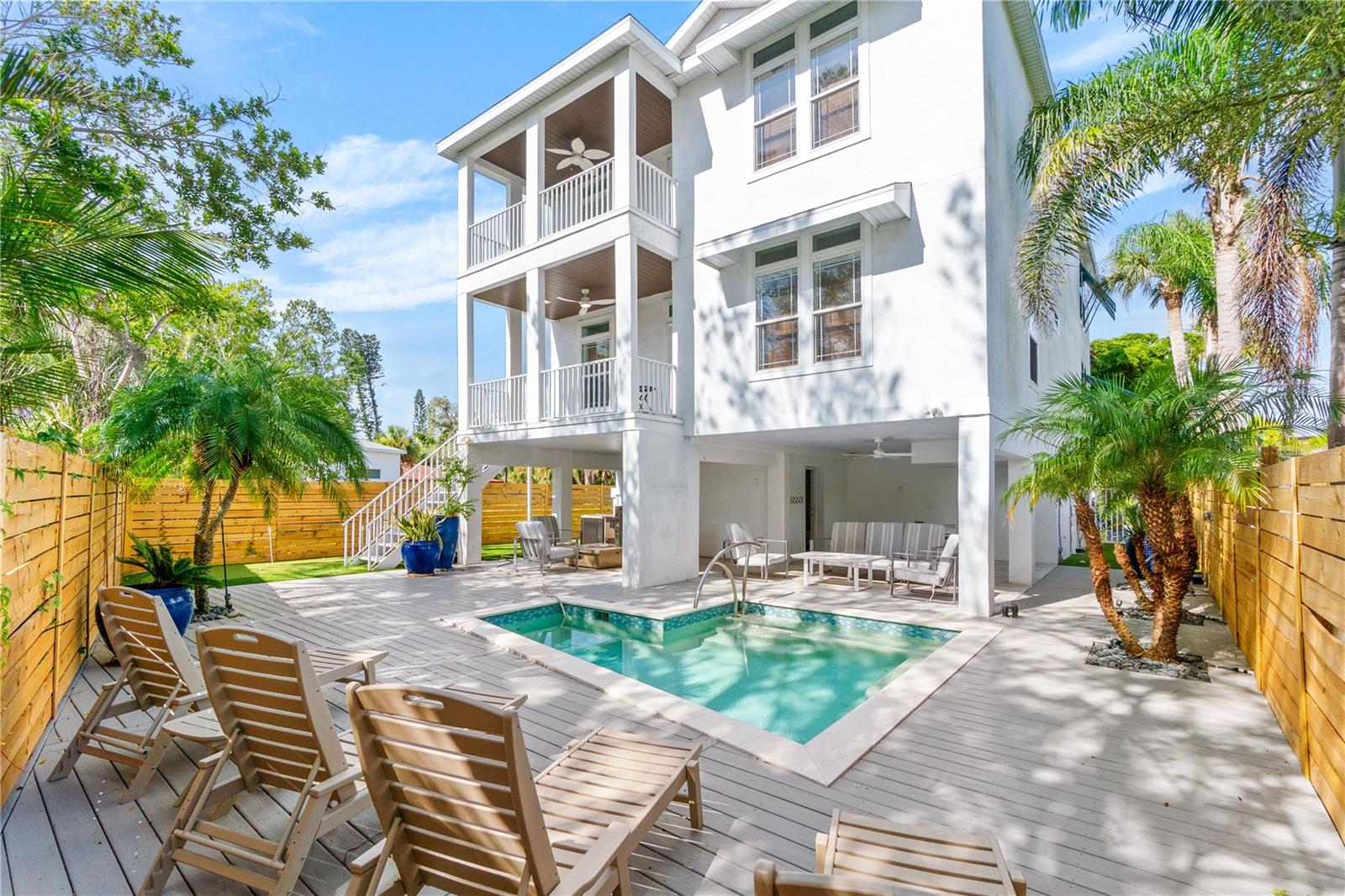 SARASOTA BEACH - Residential