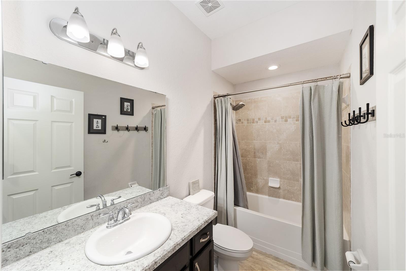 KINGSLAND COUNTRY ESTATE - Residential