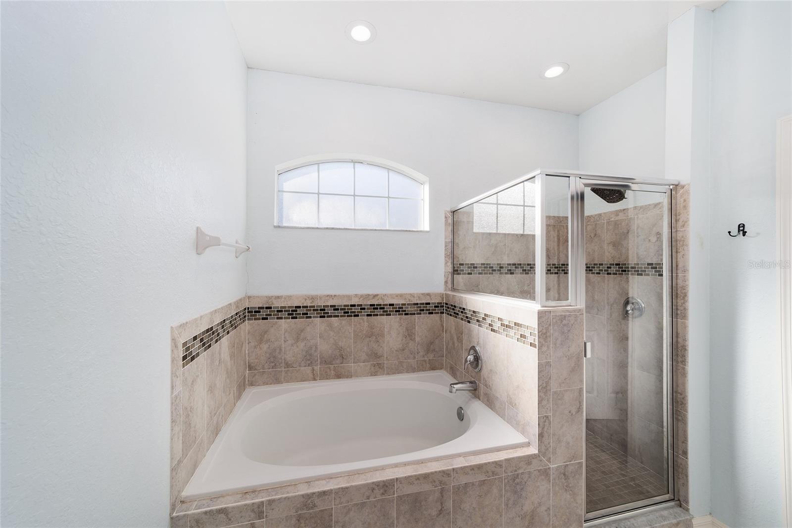 KINGSLAND COUNTRY ESTATE - Residential