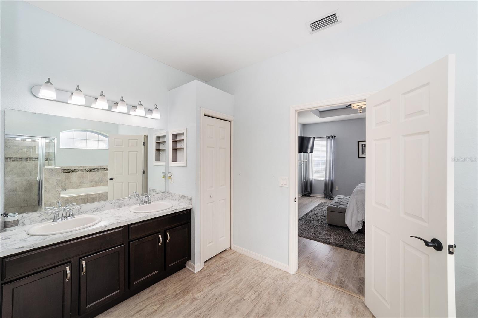 KINGSLAND COUNTRY ESTATE - Residential