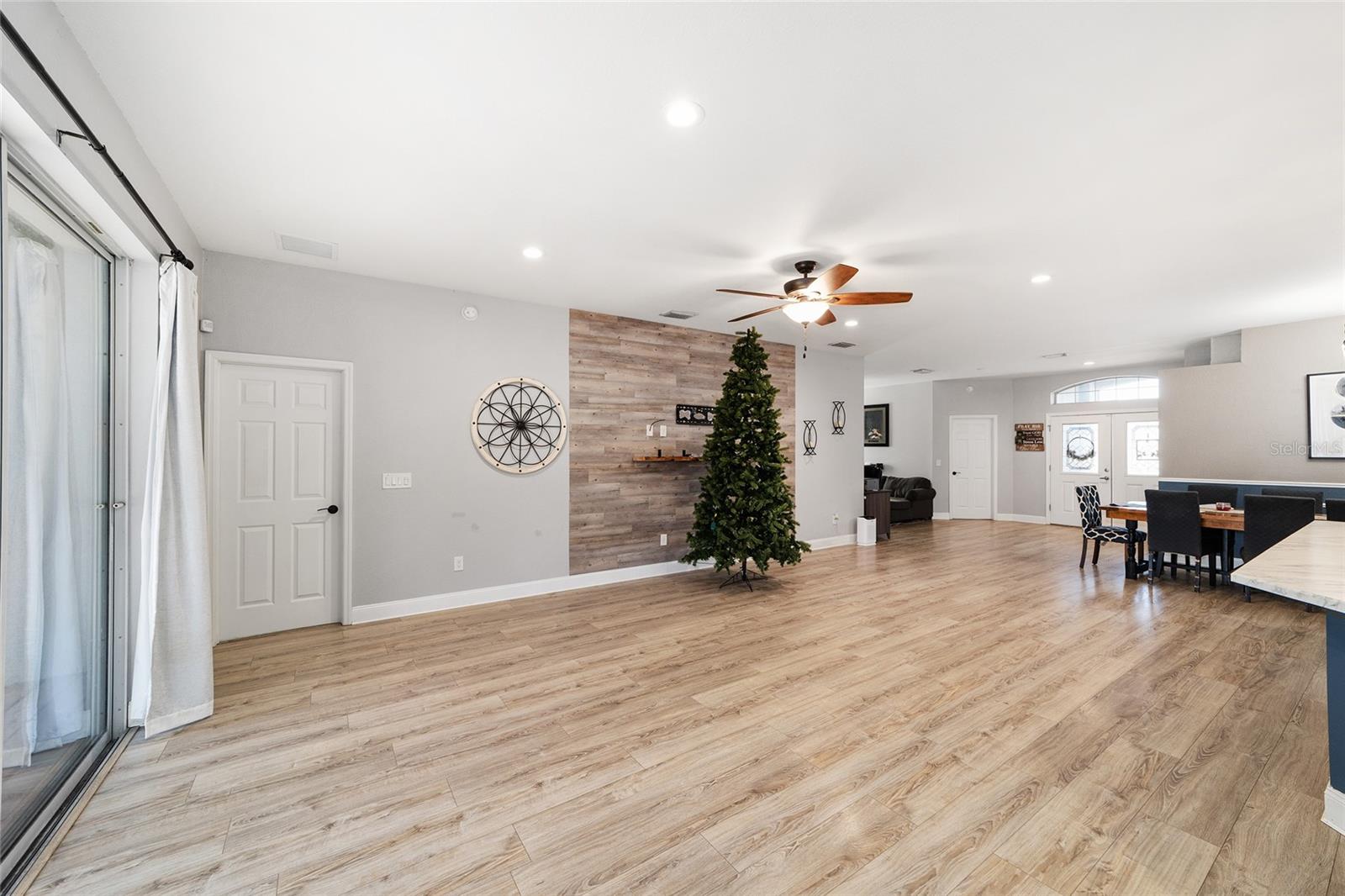 KINGSLAND COUNTRY ESTATE - Residential