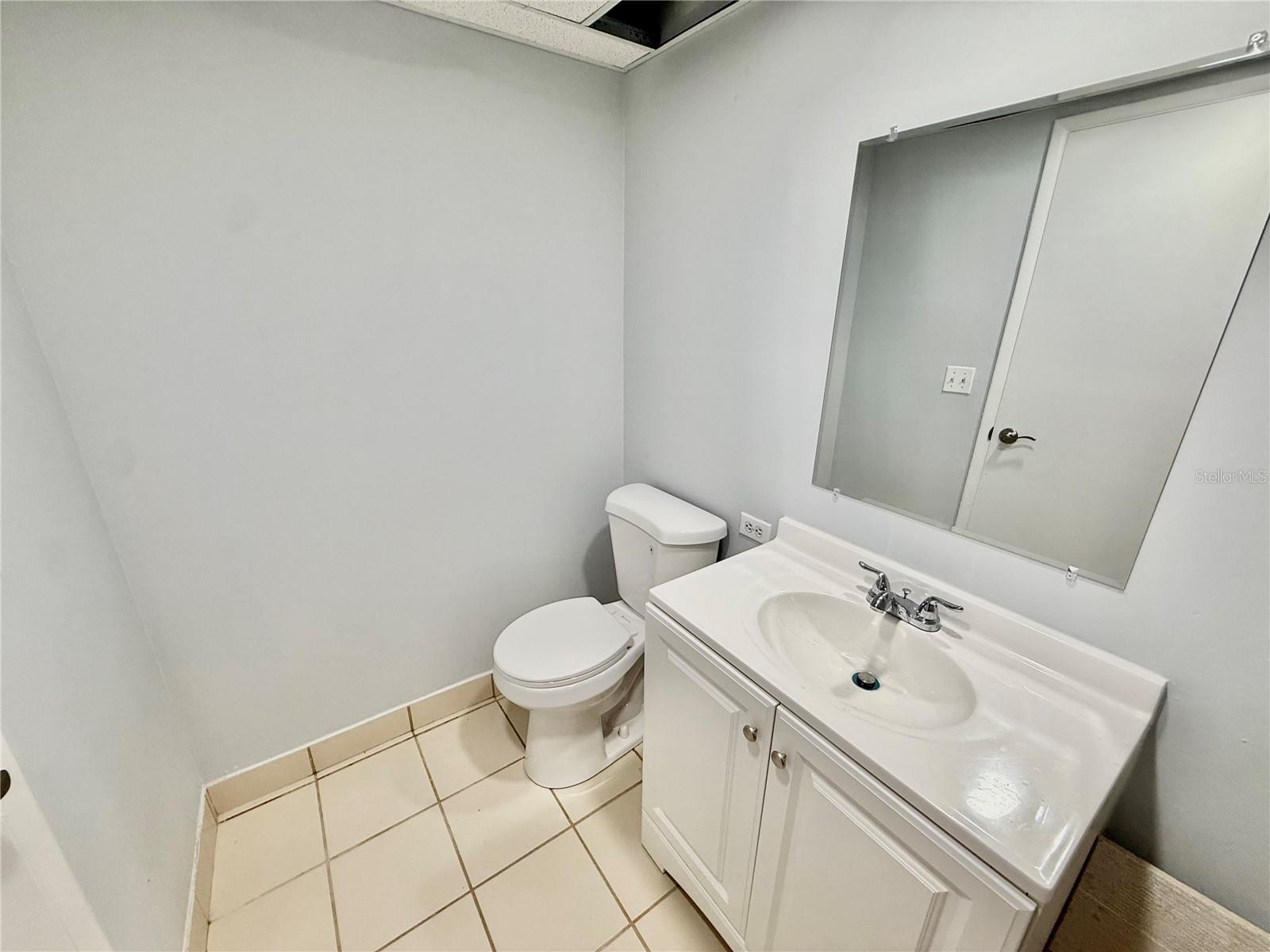 3760 INVERRARY DRIVE 2M