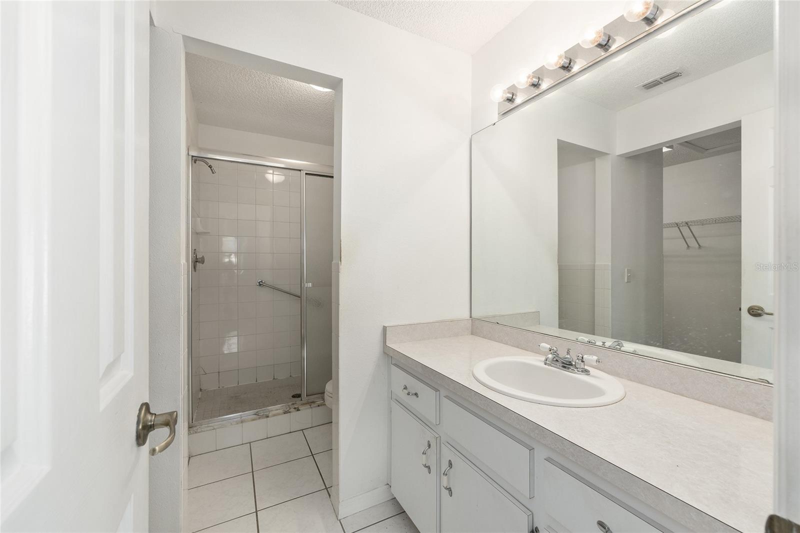 MARION LNDG UN 02 - Residential