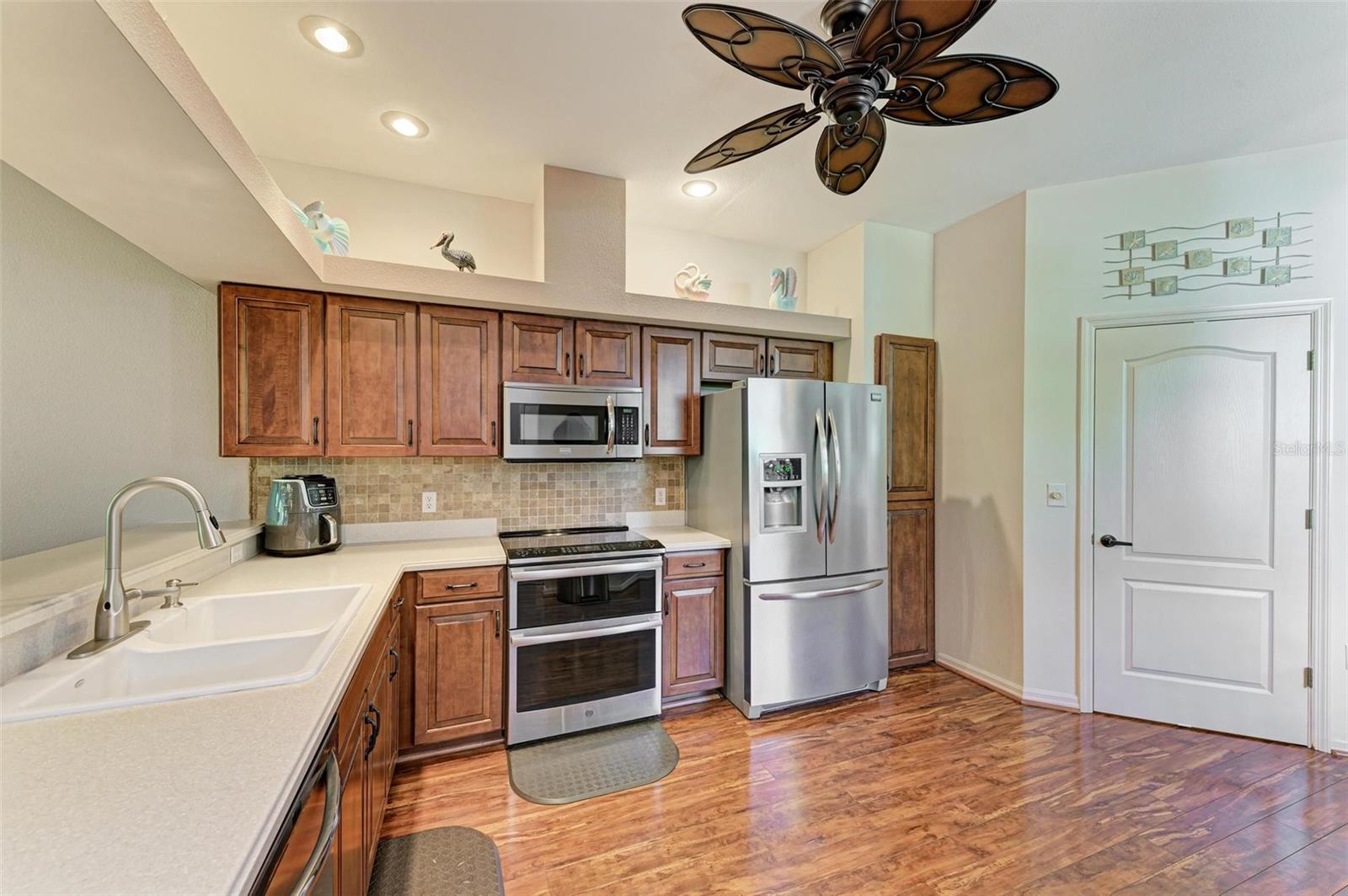 TWELVE OAKS II OF TARA - Residential