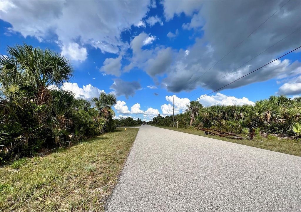 Photo of 14298 Montmarte Avenue, Port Charlotte, FL 33981 (MLS # C7515180)