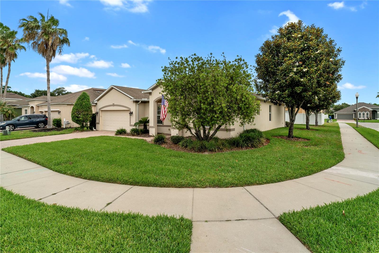 729 MEADOW GLADE DRIVE
