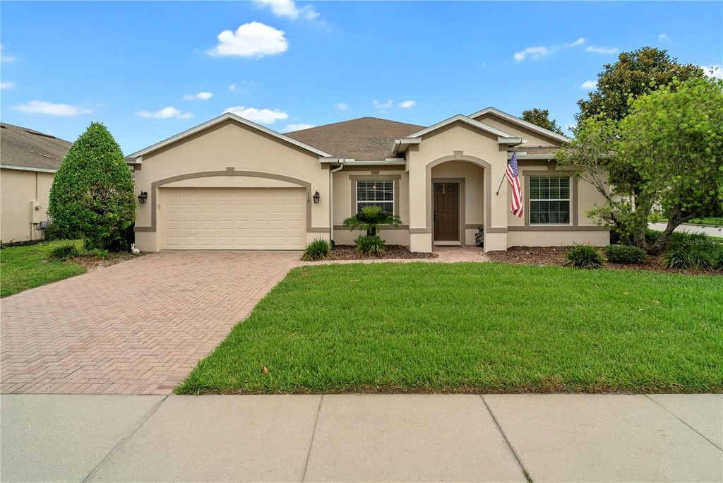 Photo of 729 Meadow Glade Drive, Winter Garden, FL 34787 (MLS # O6407943)