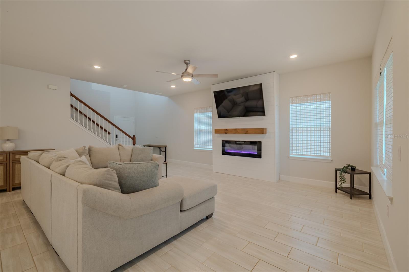 ABBEY GLEN - Residential