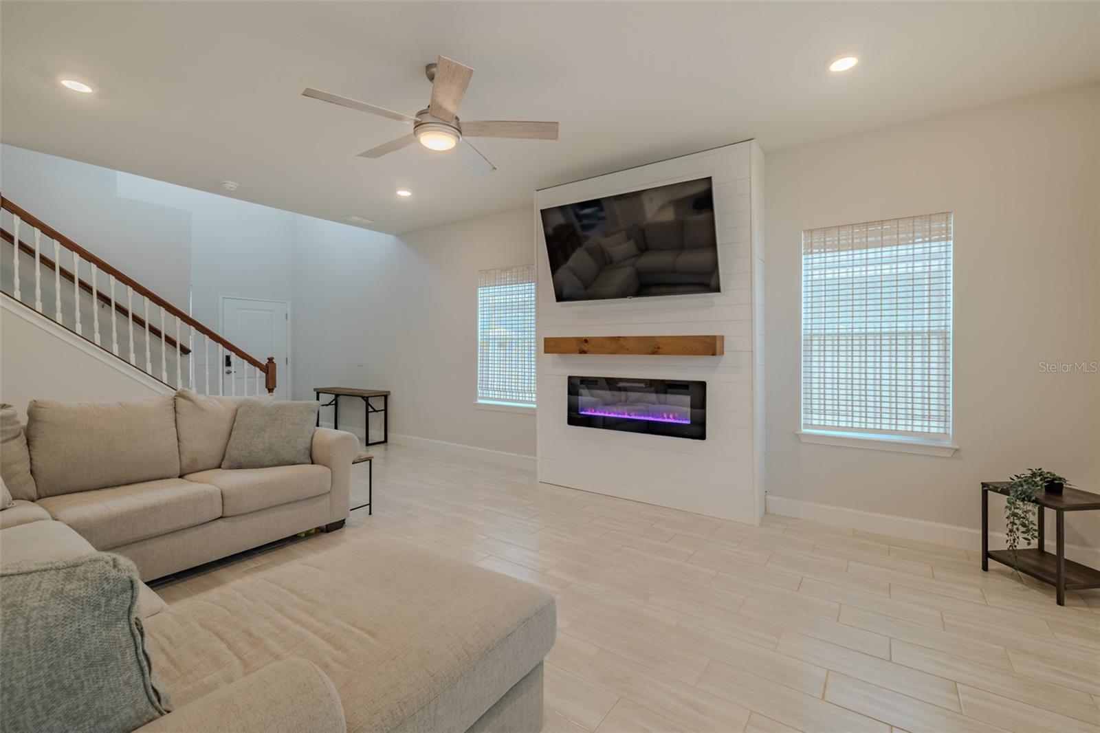 ABBEY GLEN - Residential
